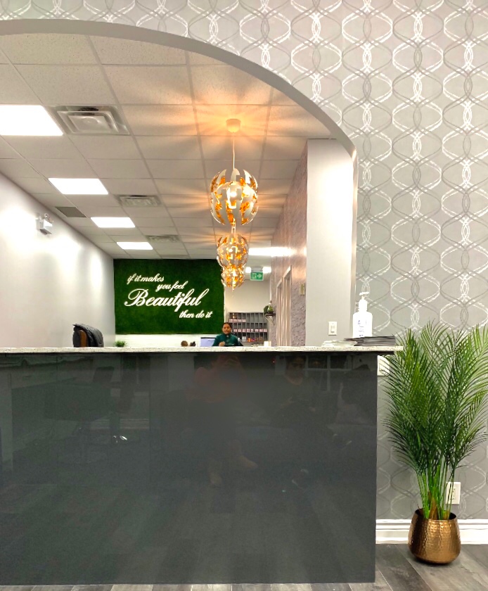 Meenu Bridal Salon | 611 Wanless Dr Unit # 3, Brampton, ON L7A 3Y6, Canada | Phone: (905) 970-8596