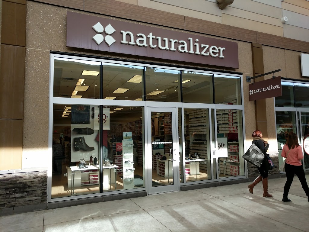 naturalizer outlet canada