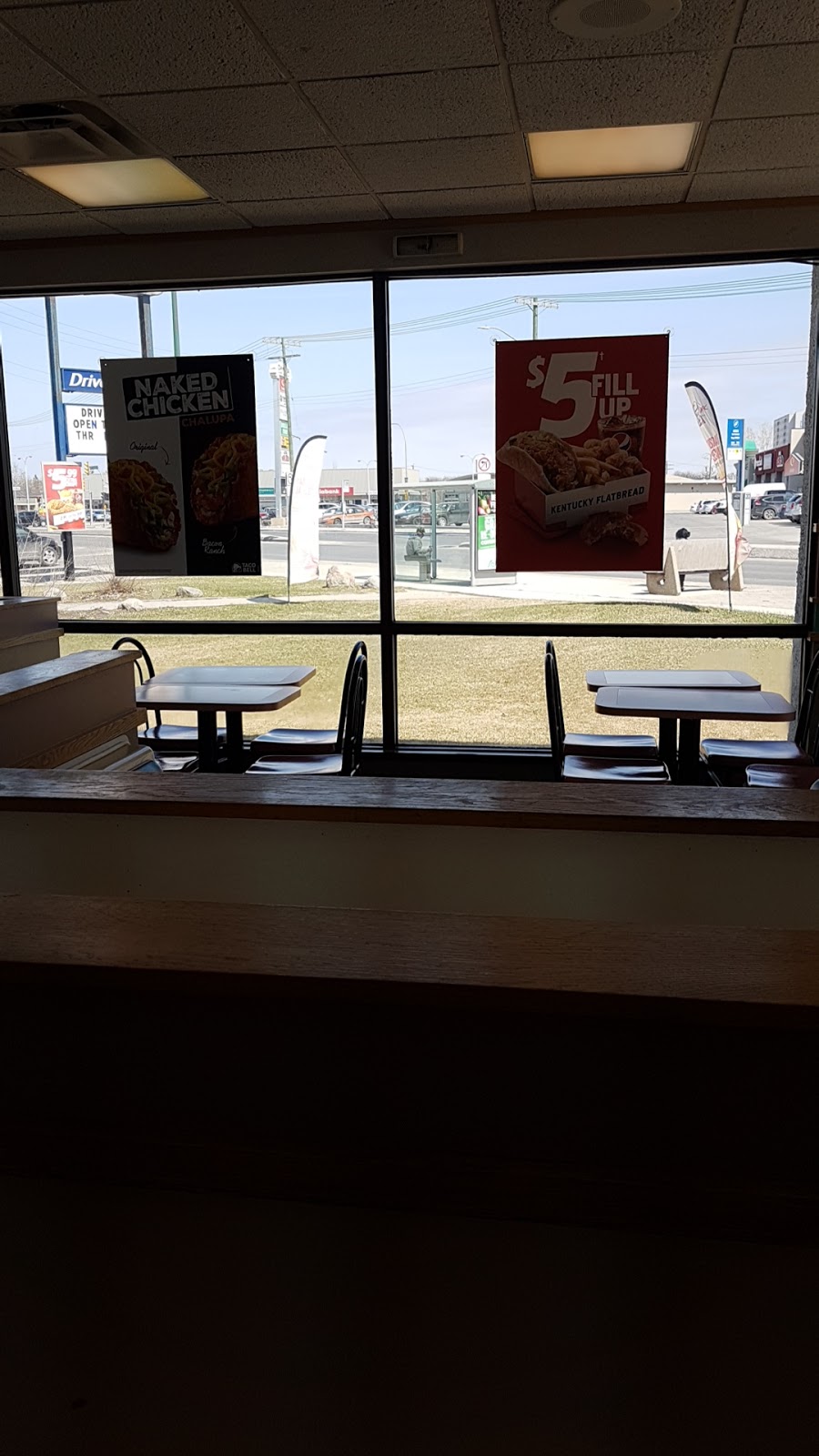 Taco Bell | 1100 St Marys Rd, Winnipeg, MB R2M 3T4, Canada | Phone: (204) 987-8209