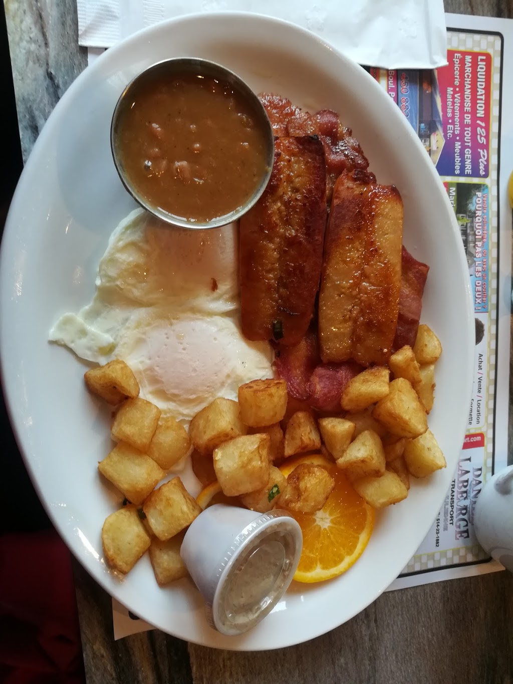 Le Nouveau Kelly | 2795 Rue du Camping, Sainte-Julienne, QC J0K 2T0, Canada | Phone: (450) 831-3131