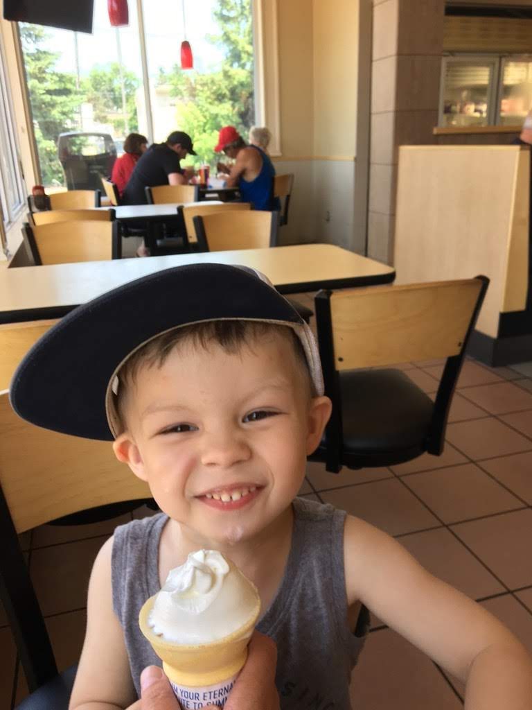 Dairy Queen | 154 Lansdowne St E, Peterborough, ON K9J 7N9, Canada | Phone: (705) 742-8541