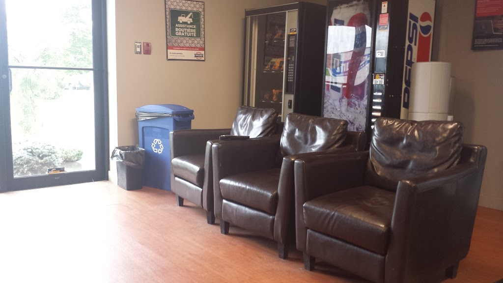 CARQUEST Pièces d’Autos | 100 Boulevard Roland-Therrien, Longueuil, QC J4H 3V8, Canada | Phone: (450) 640-0809
