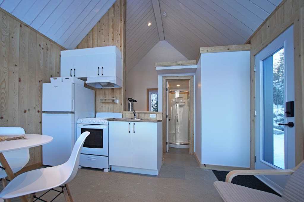 Chalets Scandik | 20 Rue du Guerrier, Sainte-Marguerite-du-Lac-Masson, QC J0T 1L0, Canada | Phone: (438) 942-8770