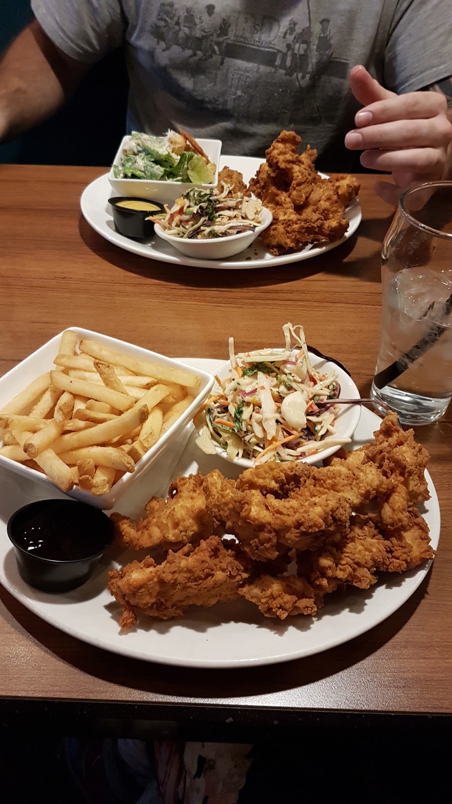 Rickys All Day Grill - Airdrie | 988 Yankee Valley Blvd #404, Airdrie, AB T4A 2E4, Canada | Phone: (403) 912-8082