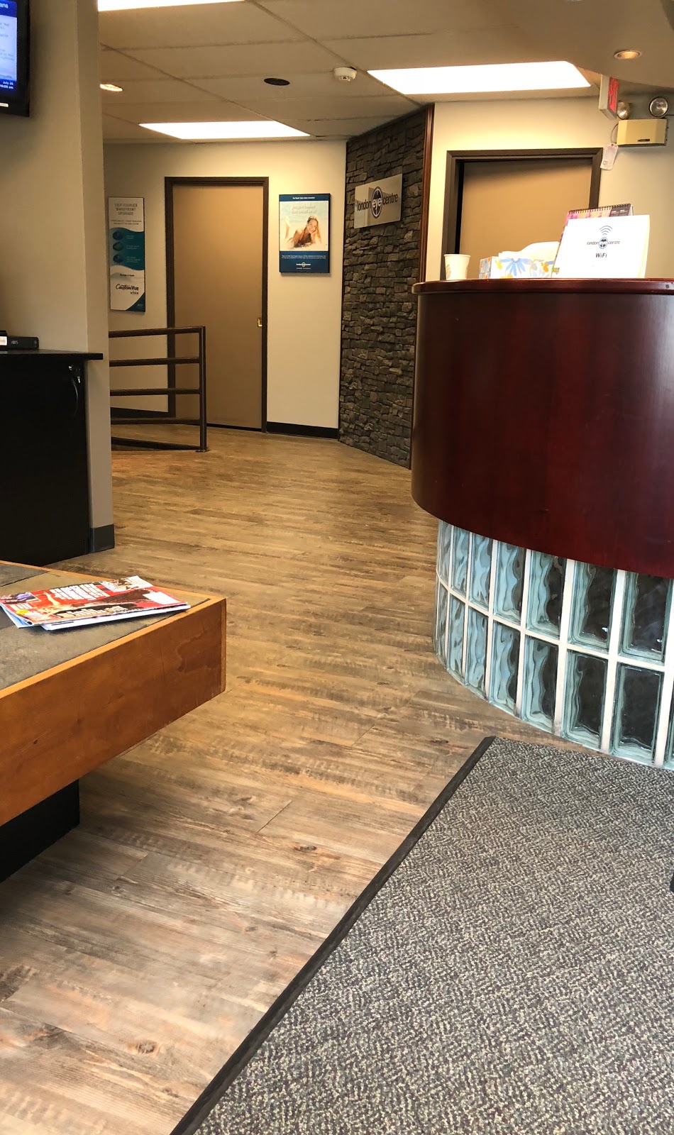 London Eye Centre | 918 12th St, New Westminster, BC V3M 6B1, Canada | Phone: (604) 526-2020