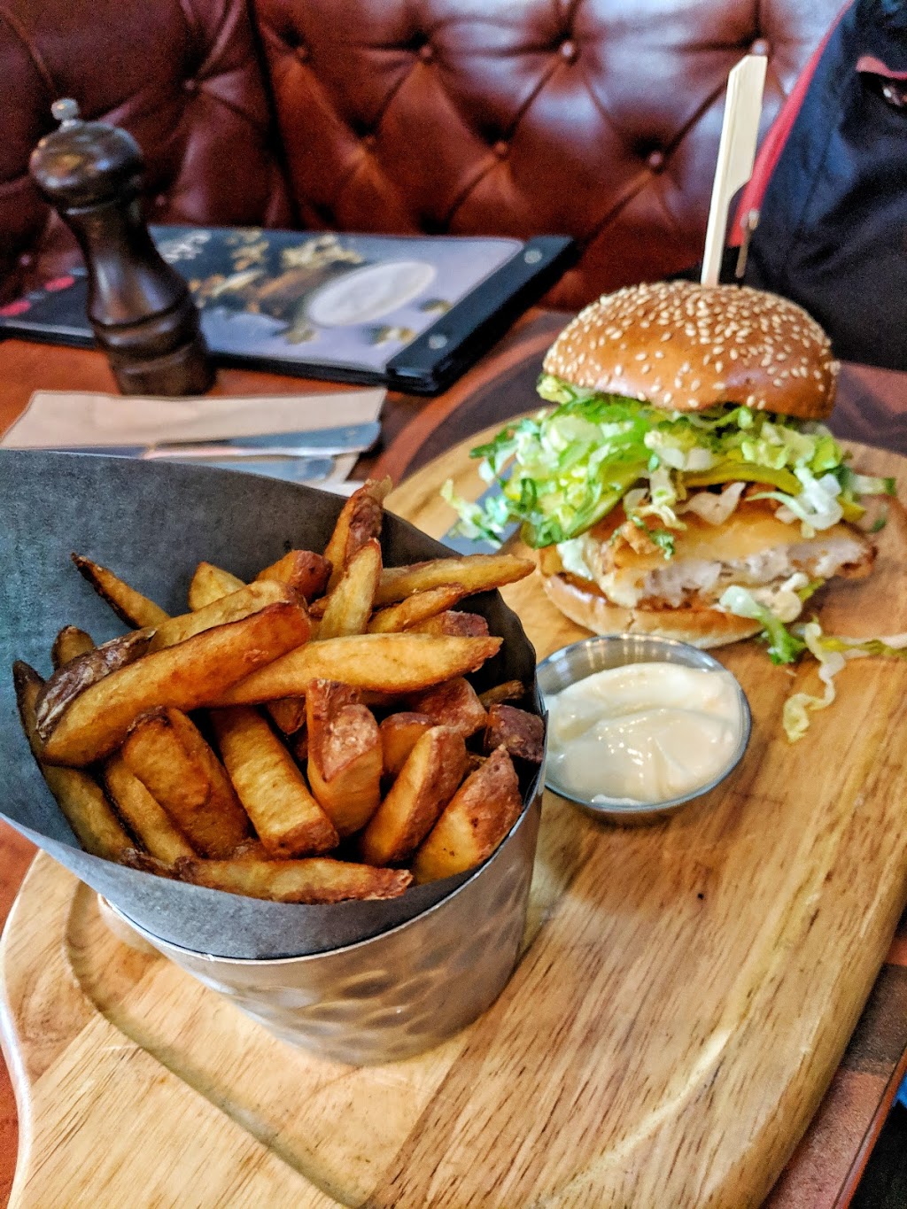 La Cage - Brasserie Sportive | 7275 Rue Sherbrooke E, Montréal, QC H1N 1E9, Canada | Phone: (514) 507-7050