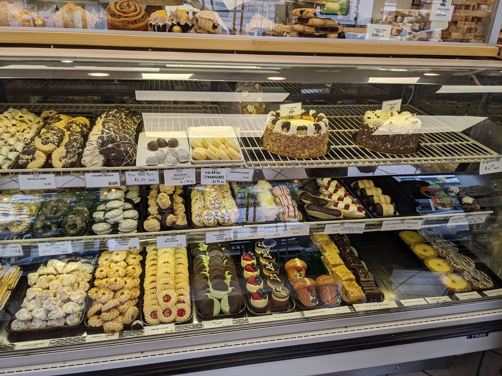 Cannoli King | 2828 E Hastings St #104, Vancouver, BC V5K 5C5, Canada | Phone: (604) 283-1115