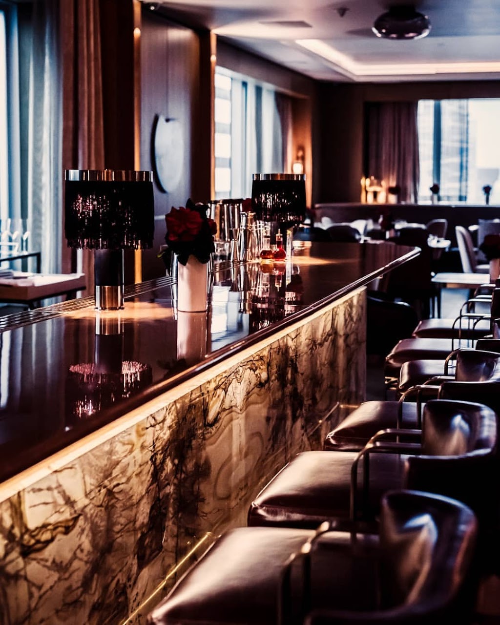 LOUIX LOUIS | 325 Bay St, Toronto, ON M5H 4G3, Canada | Phone: (416) 637-5550