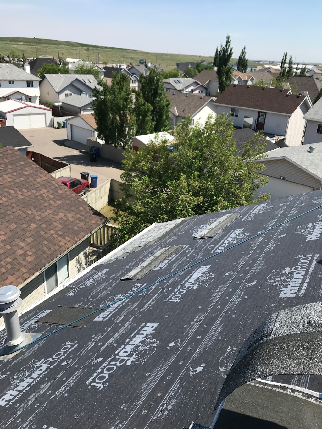 United Roofers Inc - Best Roofing Installation Service In Brampt | 99 Dotchson Ave, Caledon, ON L7C 4E3, Canada | Phone: (905) 805-4084