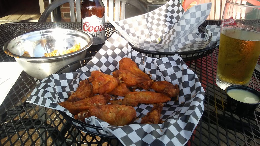 Lazy Lizard | 396 Ontario St, St. Catharines, ON L2R 5L8, Canada | Phone: (905) 937-9817