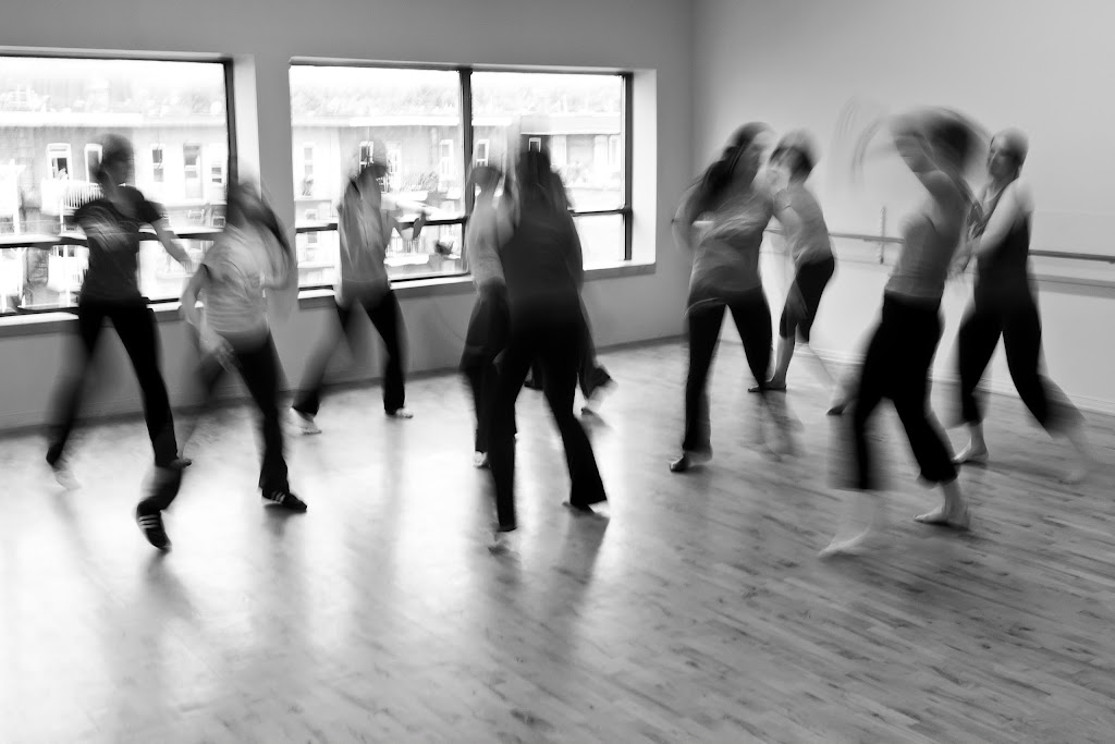 Cadance Jazz & Pilates | 3429 Rue Notre Dame O, Montréal, QC H4C 1P3, Canada | Phone: (514) 998-1378