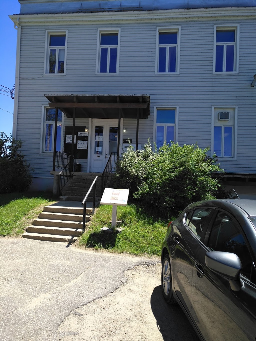 Clinique Medicale De Labelle | 6920 Boulevard du Curé Labelle, Labelle, QC J0T 1H0, Canada | Phone: (819) 686-2311