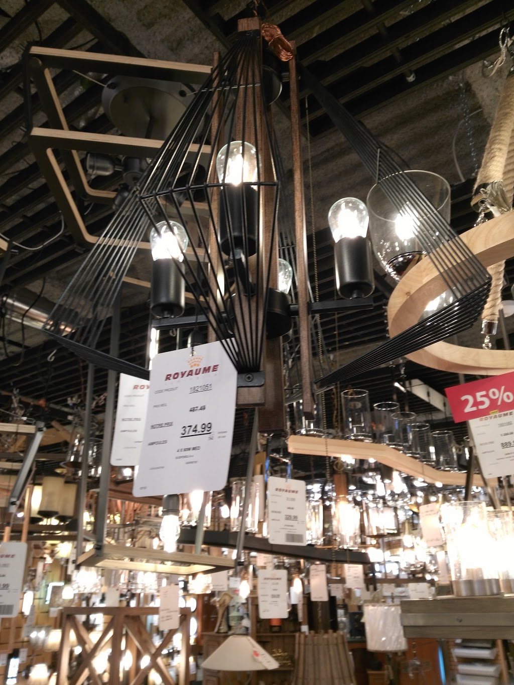 Royaume Luminaire Ste-Julie Inc. | 633 Boulevard Armand-Frappier #101, Sainte-Julie, QC J3E 3R4, Canada | Phone: (450) 649-7860