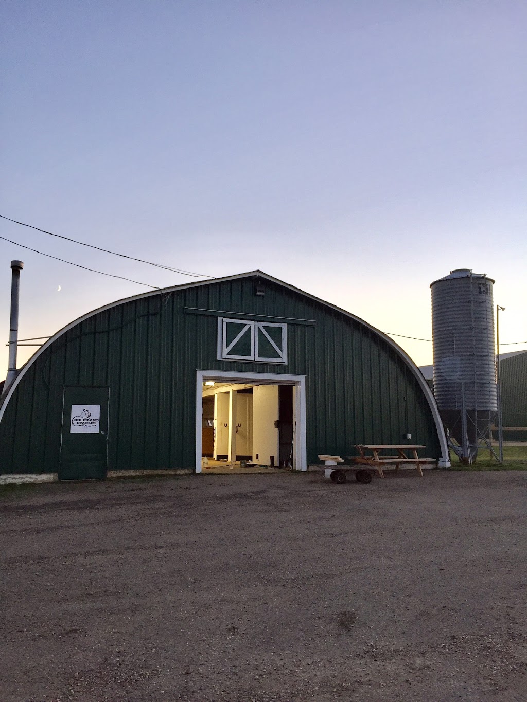 Big Island Stables | 52152 Range Rd 224, Sherwood Park, AB T8C 1B7, Canada | Phone: (780) 887-9770