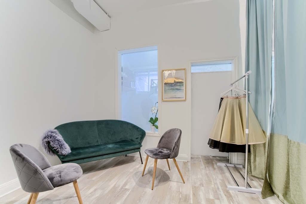 Brøsche | 575 Queen St W, Toronto, ON M5V 2B6, Canada | Phone: (647) 873-8811