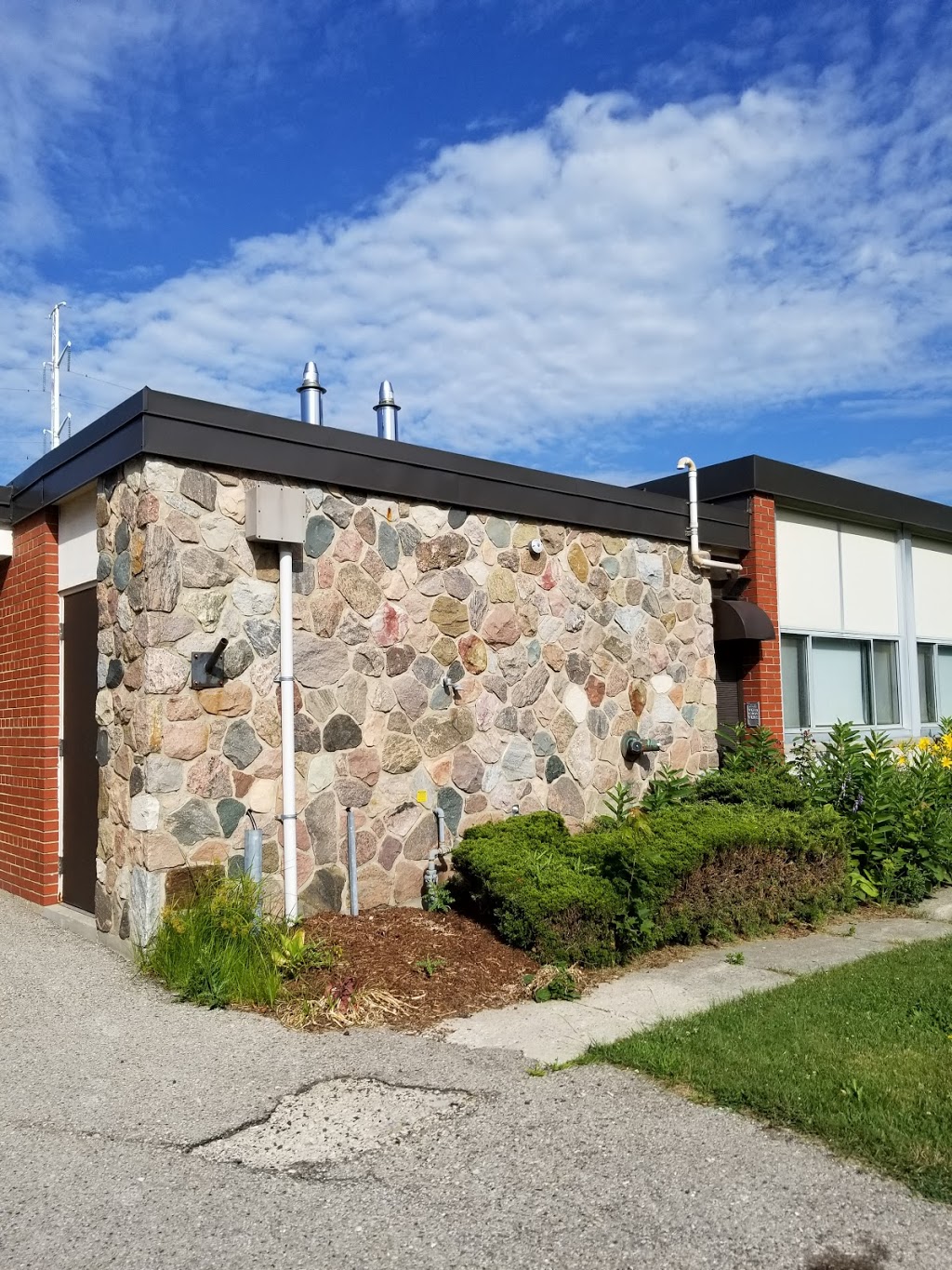 St. Pius X Catholic Elementary School | 255 Vancouver St, London, ON N5W 4R9, Canada | Phone: (519) 675-4427