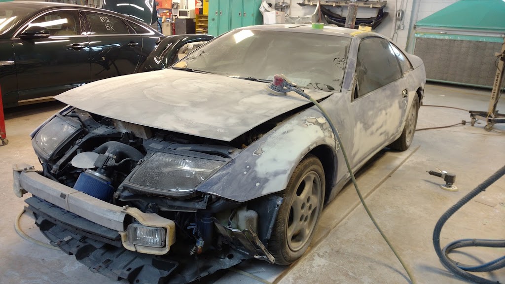 Mountainside Collision o/a ProColor Collision | 2481 Industrial St, Burlington, ON L7P 1A6, Canada | Phone: (905) 335-3171