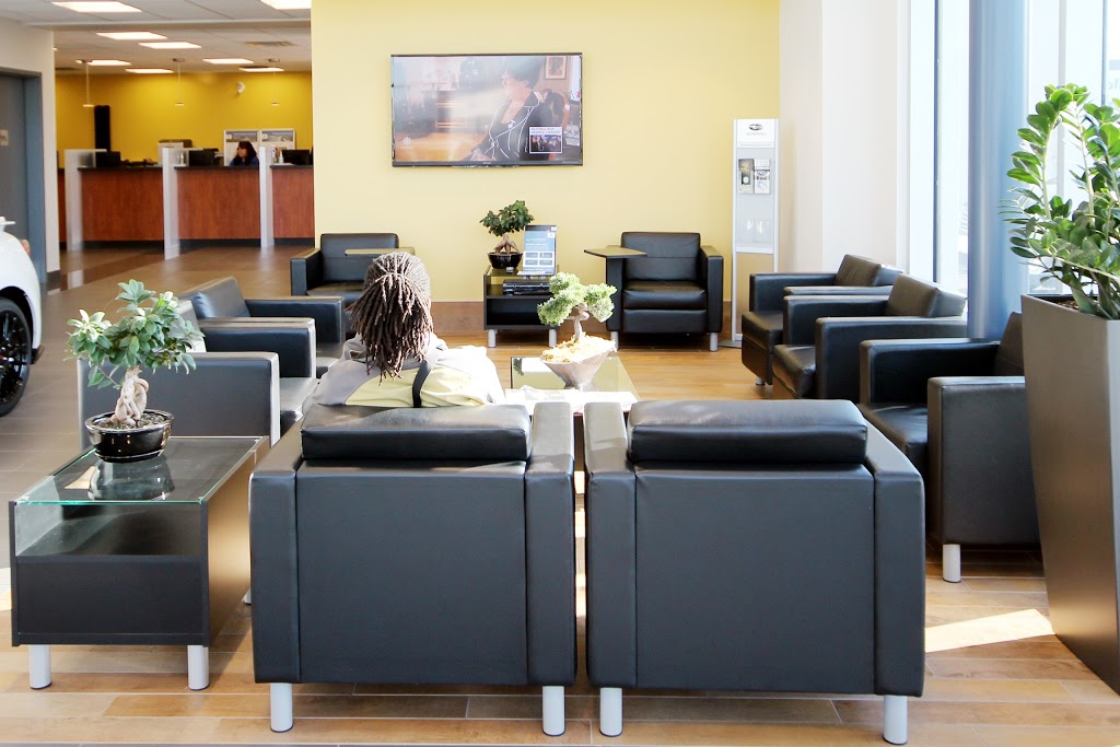Ogilvie Subaru | 1040 Parisien St, Gloucester, ON K1B 3M8, Canada | Phone: (613) 745-9191