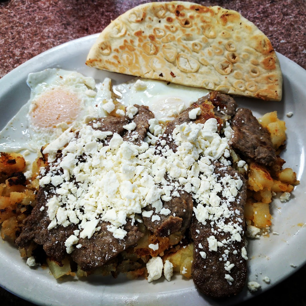 Luckys Texas Red Hots | 1903 Clinton St, Buffalo, NY 14206, USA | Phone: (716) 826-6873