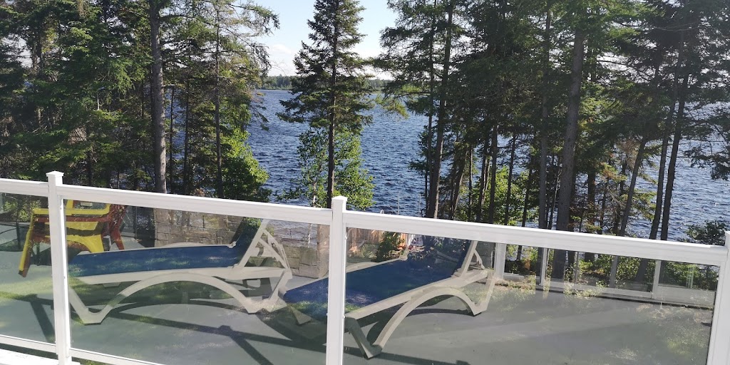 Chalet Le Bord de mer - Chalets Nature | 731 Rte Maria Chapdelaine, Péribonka, QC G0W 2G0, Canada | Phone: (418) 218-1376