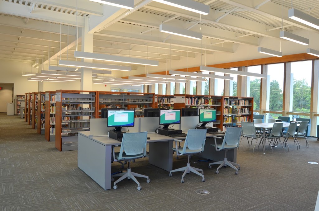 Ottawa Public Library - Beaverbrook | 2500 Campeau Dr, Kanata, ON K2K 2W3, Canada | Phone: (613) 580-2940