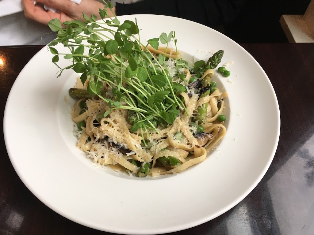 Beach Store Cafe | 2200 N Nugent Rd, Lummi Island, WA 98262, USA | Phone: (360) 758-2233