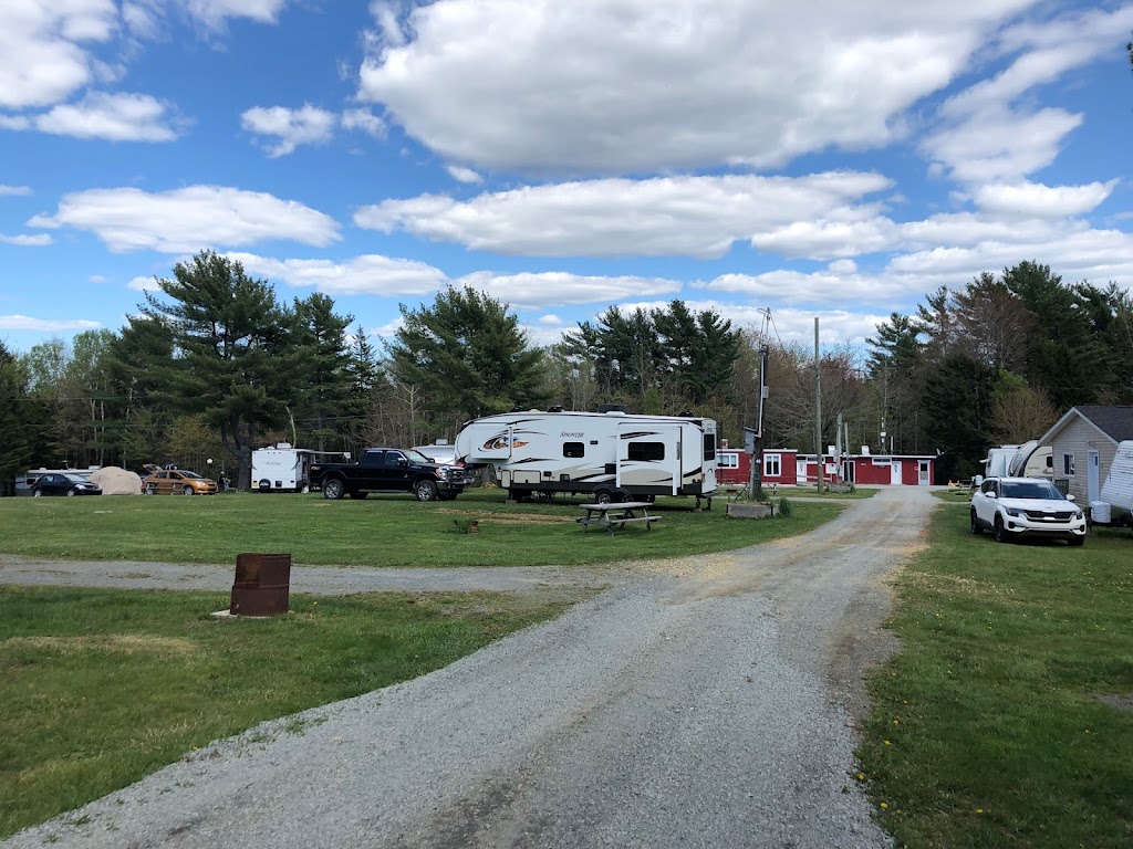 Coles Campground | 1339 Ashdale Rd, Mount Uniacke, NS B0N 1Z0, Canada | Phone: (902) 757-2401