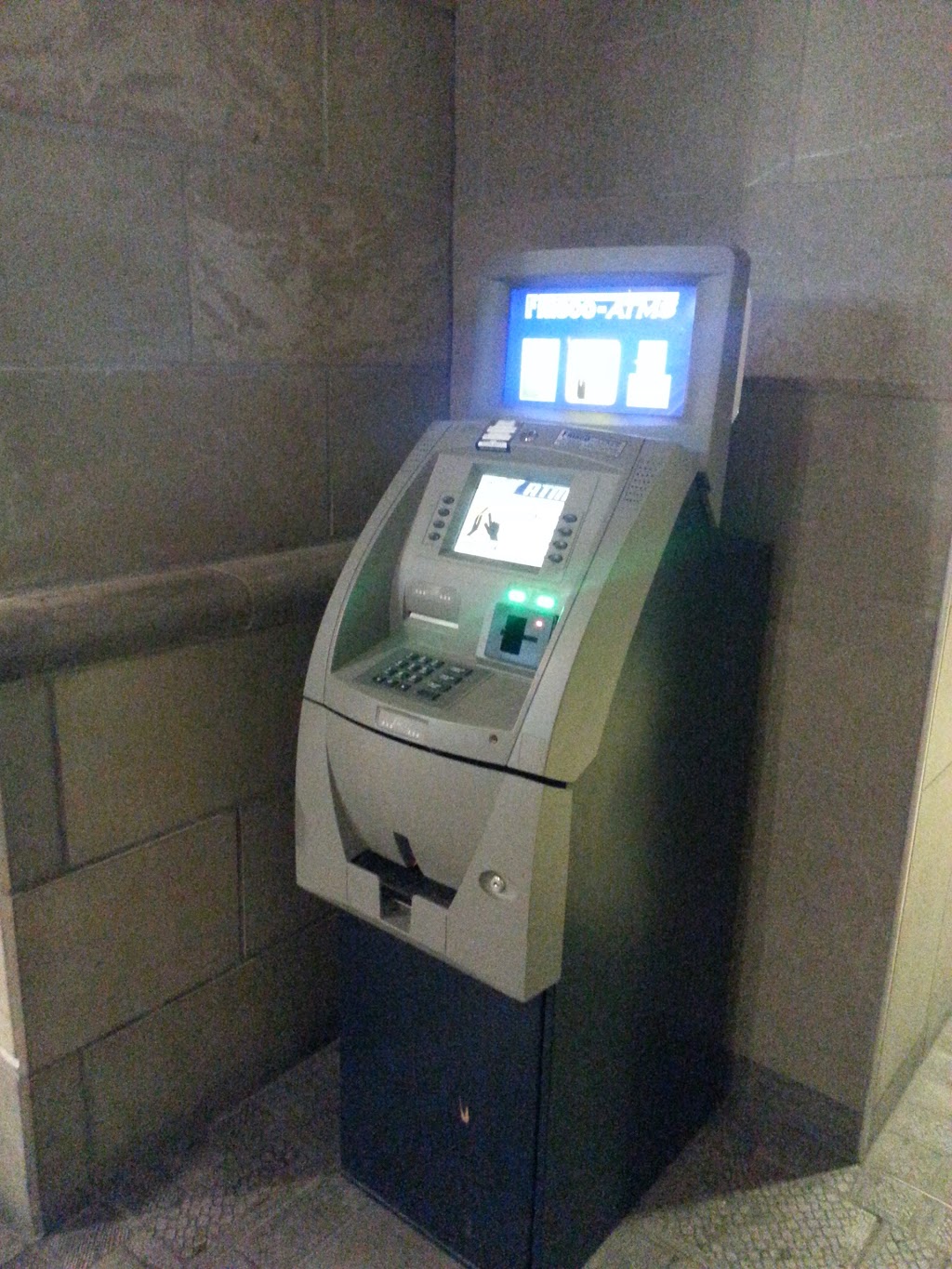 ATM | 3003 Boulevard le Carrefour, Laval, QC H7T 1X5, Canada