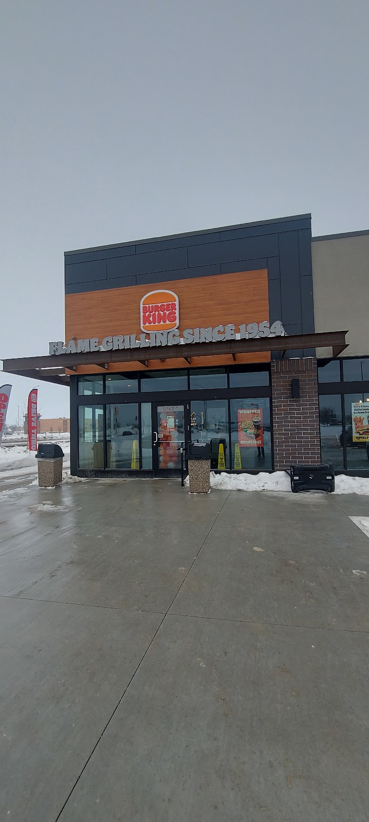 Burger King | 605 Sterling Lyon Pkwy, Winnipeg, MB R3P 1J9, Canada | Phone: (204) 987-8428