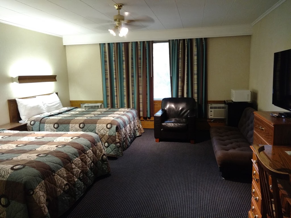 Mariner Motor Hotel | 305 Hume St, Collingwood, ON L9Y 1W2, Canada | Phone: (705) 445-3330
