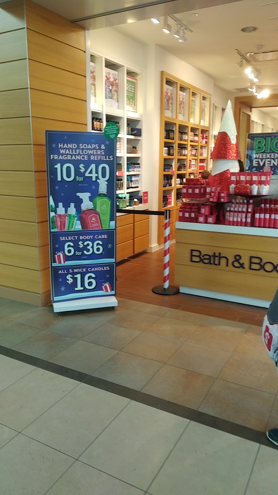 Bath & Body Works | 2960 Kingsway Dr, Kitchener, ON N2C 1X1, Canada | Phone: (519) 894-9102