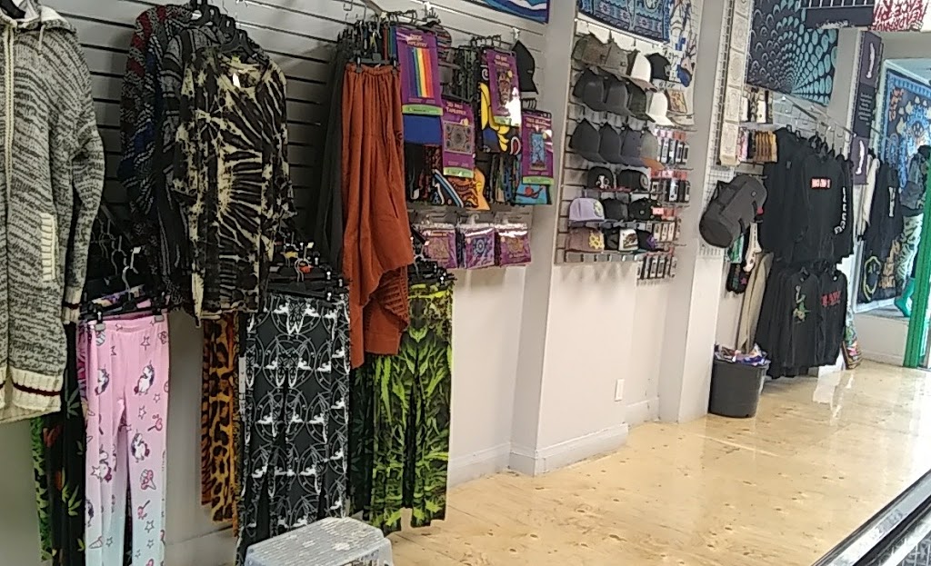 BBFs - Best Buds Forever - Junction | 3096 Dundas St W, Toronto, ON M6P 1Z8, Canada | Phone: (416) 551-0959