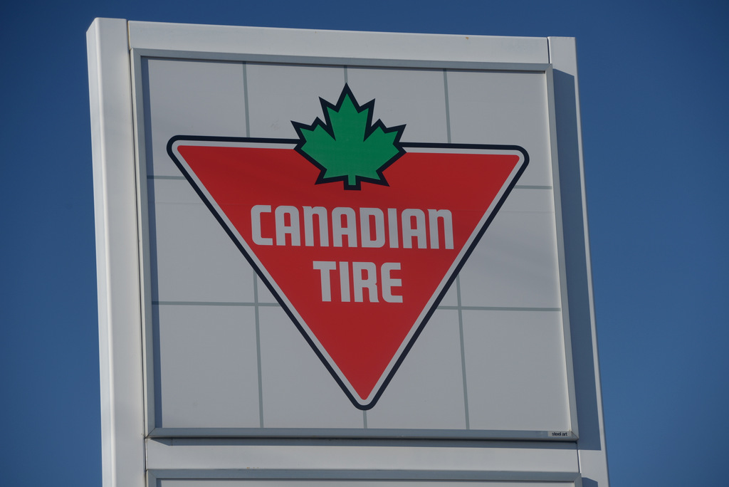 Gas+ Canadian Tire | 11095 Boul. Henri-Bourassa, Québec, QC G1G 3X8, Canada | Phone: (418) 622-8522
