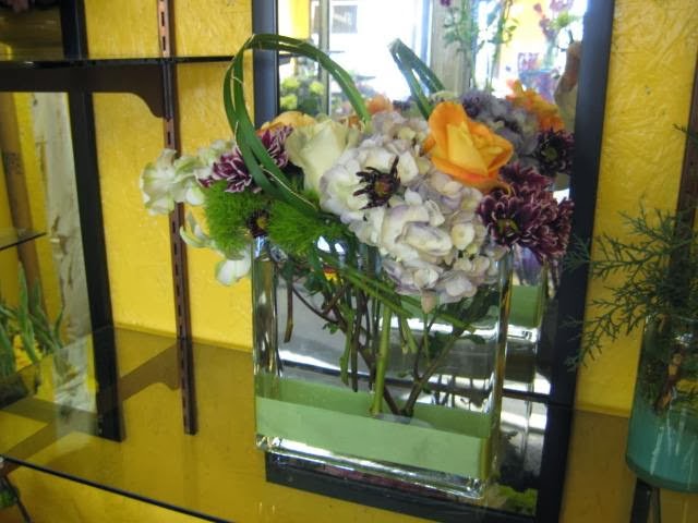 Spruce Grove Flowers and Gifts | 323 First Ave, Spruce Grove, AB T7X 3X2, Canada | Phone: (780) 962-3975