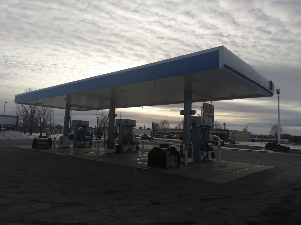 Chevron - McKnight | 4808 12 St NE, Calgary, AB T2E 4R4, Canada | Phone: (403) 230-2532