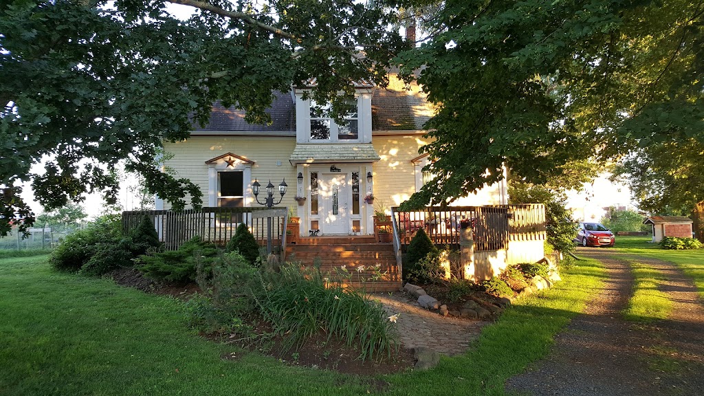 Broken Wheel B&B | 8544 Nova Scotia Trunk 1, Upper Granville, NS B0S 1K0, Canada | Phone: (902) 665-4800