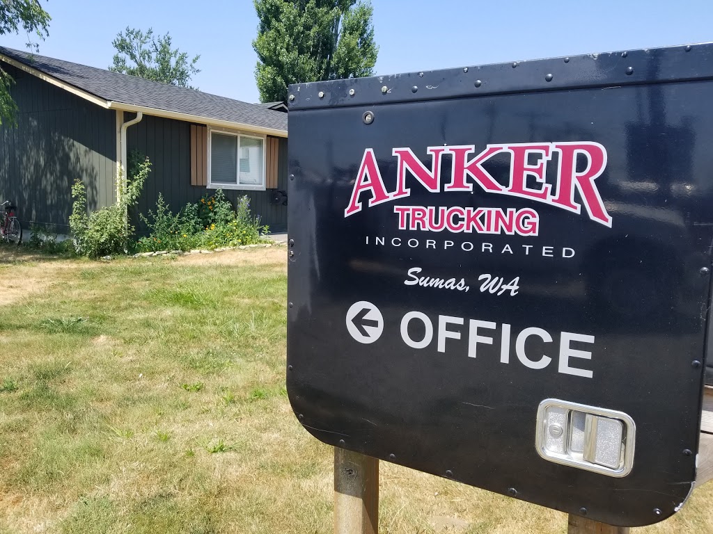 Anker Trucking Inc | 1005 Johnson St, Sumas, WA 98295, USA | Phone: (360) 988-0775