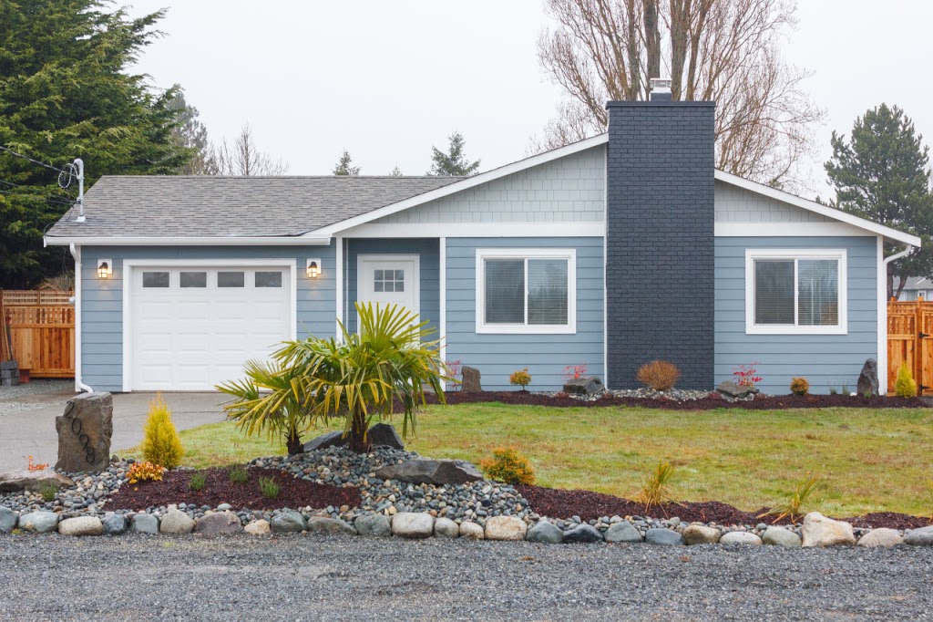 Silver Cedar Construction | 400 Sitkum Rd, Victoria, BC V9A 7G6, Canada | Phone: (250) 885-5488