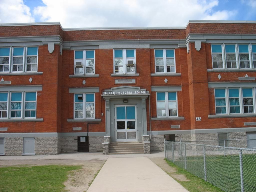 Queen Victoria School | 46 Pine St, Belleville, ON K8N 2M2, Canada | Phone: (613) 968-4547