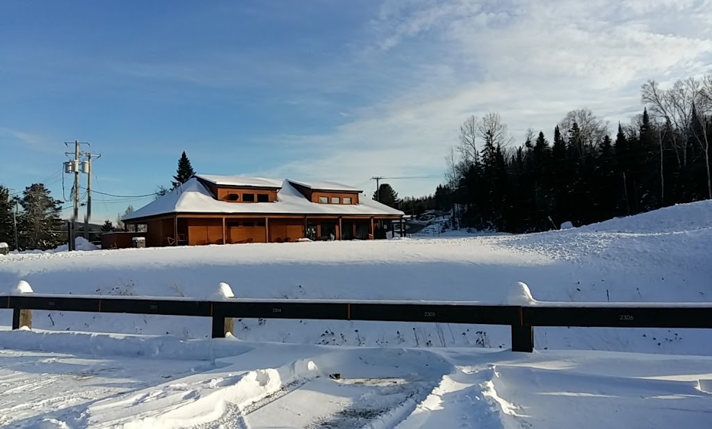 Elysium Suites-Sur-Lac | 2192 Chemin du Lac Supérieur #2101, Lac-Supérieur, QC J0T 1P0, Canada | Phone: (819) 688-1172