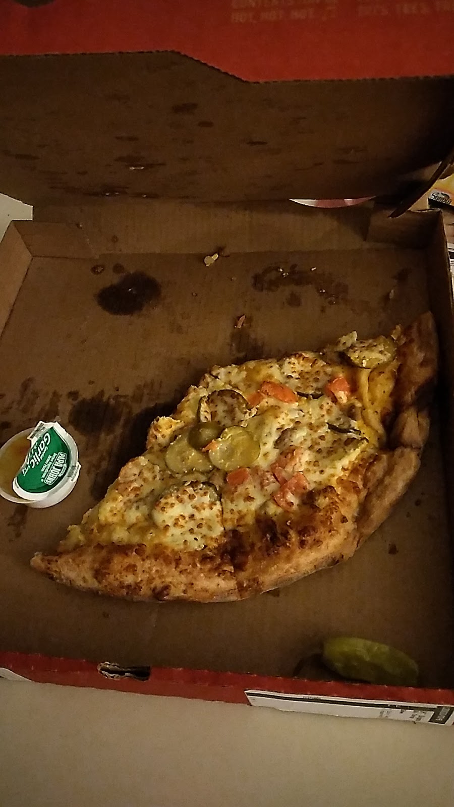 Papa Johns Pizza | 255 Dundas St E, Toronto, ON M5A 1Z7, Canada | Phone: (416) 366-7272