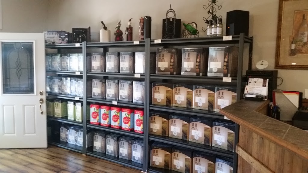 The Little Corker | 9 Tarbush Ave, Angus, ON L0M 1B3, Canada | Phone: (705) 890-1879