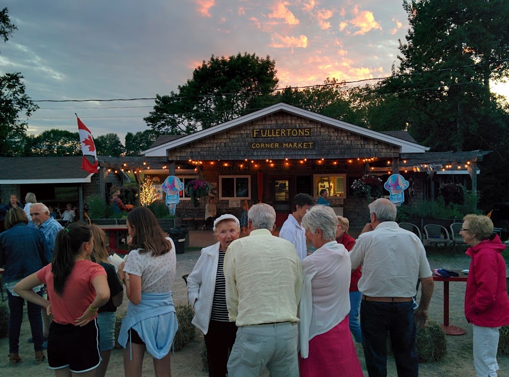 Fullertons Corner Market | Williams Wharf Rd, Long Reach, NB E5S 1W4, Canada | Phone: (506) 763-2327