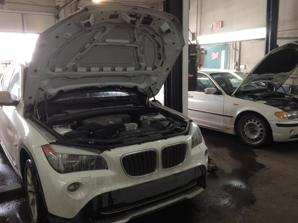 Westmount Auto Centre Ltd | 2001 Bowness Rd NW, Calgary, AB T2N 3K9, Canada | Phone: (403) 270-3412