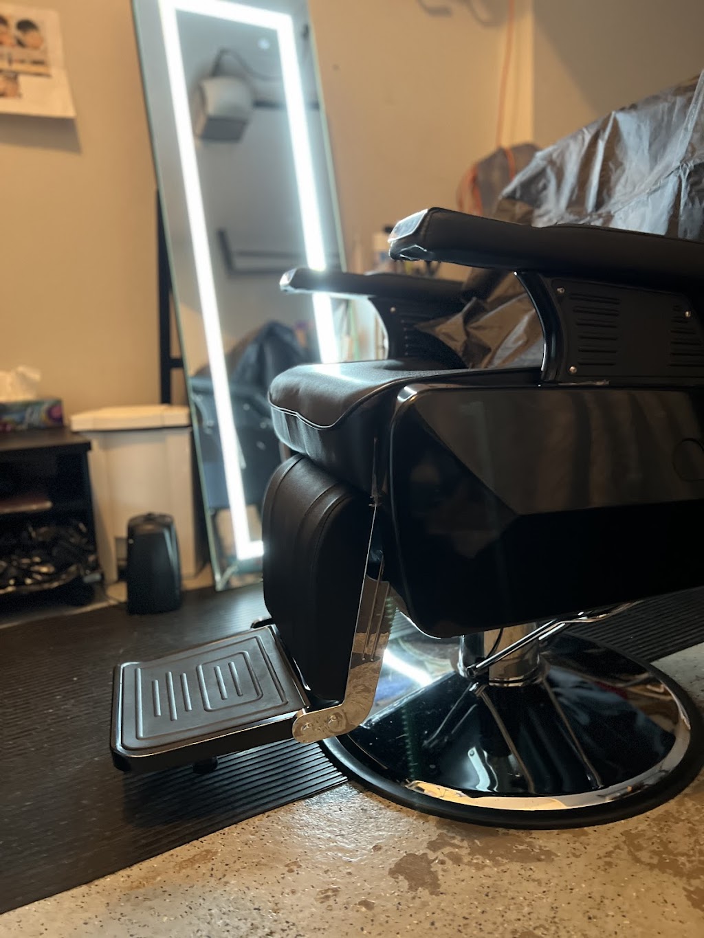 Kam-Cutz Barber | 650 Rue du Souchet, Laval, QC H7A 4H1, Canada | Phone: (514) 516-7076