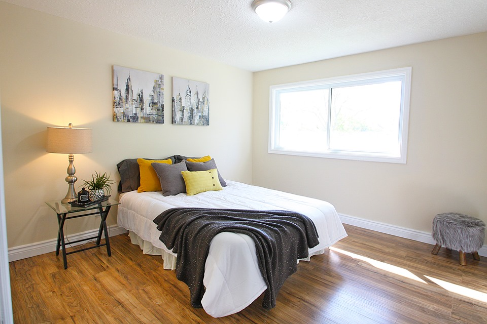 Bonnie Joslin Keller Williams Complete | 1044 Cannon St E, Hamilton, ON L8L 2H7, Canada | Phone: (905) 308-8333