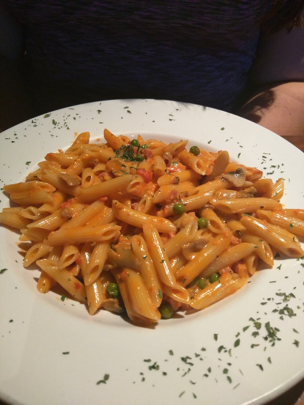 Toninos Pizzeria & Panini | 10088 McLaughlin Rd, Brampton, ON L6V 1A1, Canada | Phone: (905) 495-7737