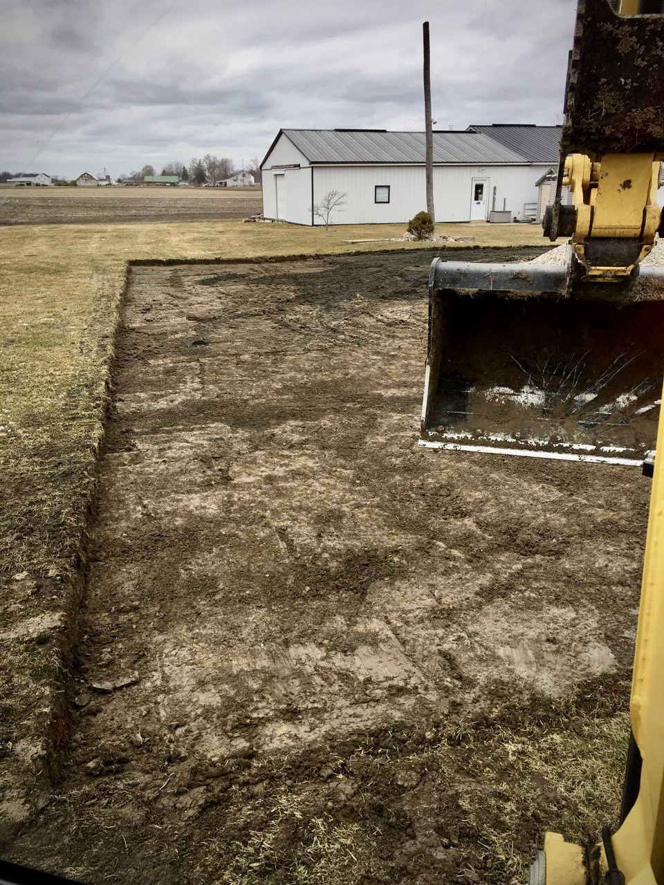J&J Miller Excavating | 3284 Kimball Rd, Courtright, ON N0N 1H0, Canada | Phone: (519) 328-4197