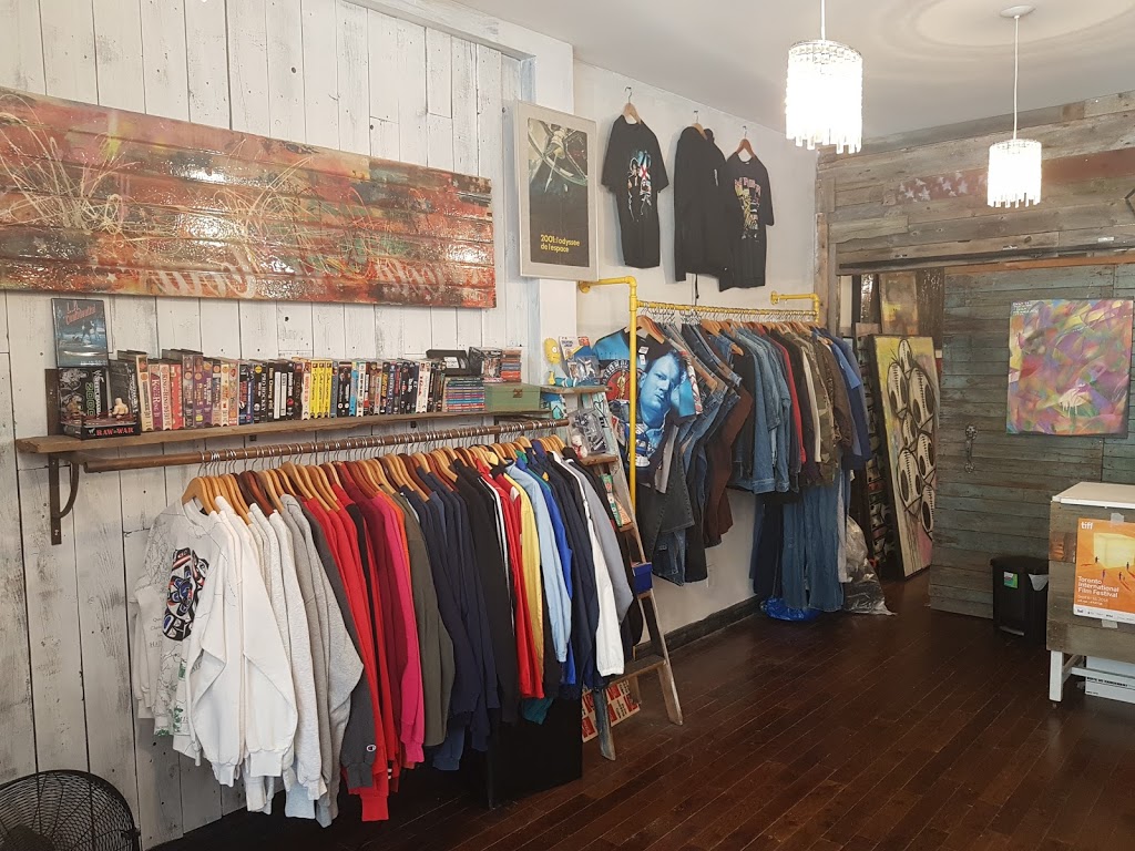 Peoples Champ Vintage | 1696 Queen St W, Toronto, ON M6R 1B3, Canada | Phone: (647) 628-1275