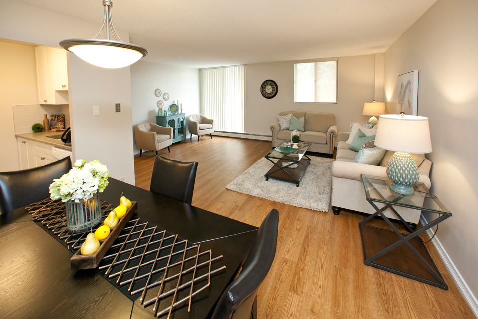420 Wellington Park Towers | 420 Wellington St, St Thomas, ON N5R 5P2, Canada | Phone: (519) 631-3664